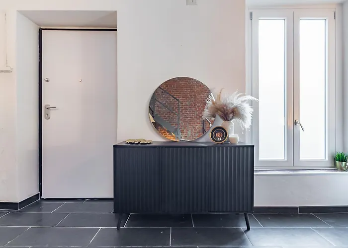 Youhosty - Design Isola Studio